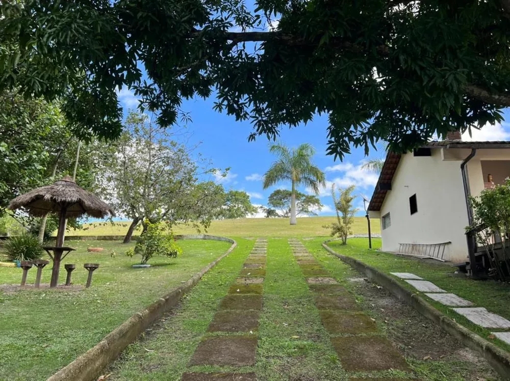 Sítio, 3 quartos, 5000 m² - Foto 1