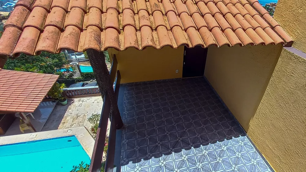 Casa à venda com 4 quartos, 300m² - Foto 3