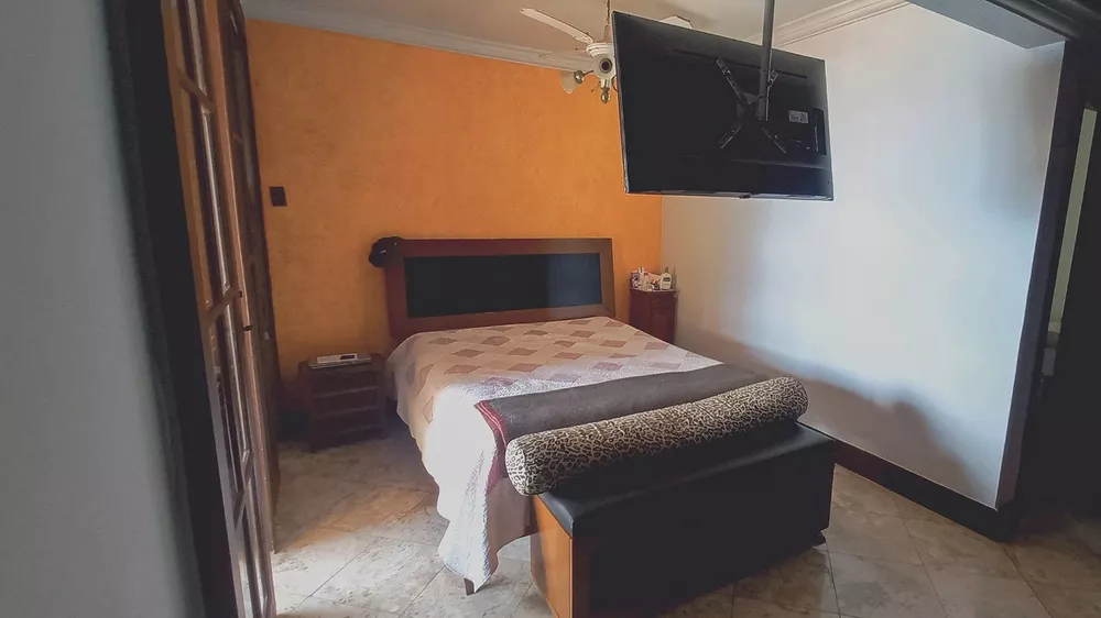 Casa, 4 quartos, 300 m² - Foto 8