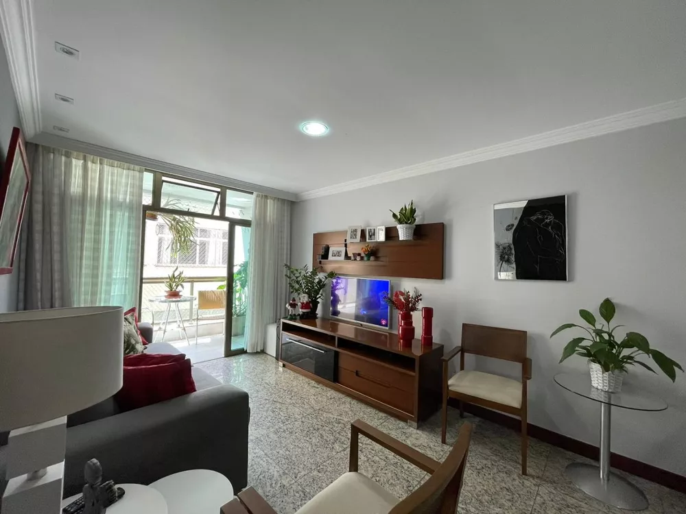 Apartamento à venda com 3 quartos, 125m² - Foto 3