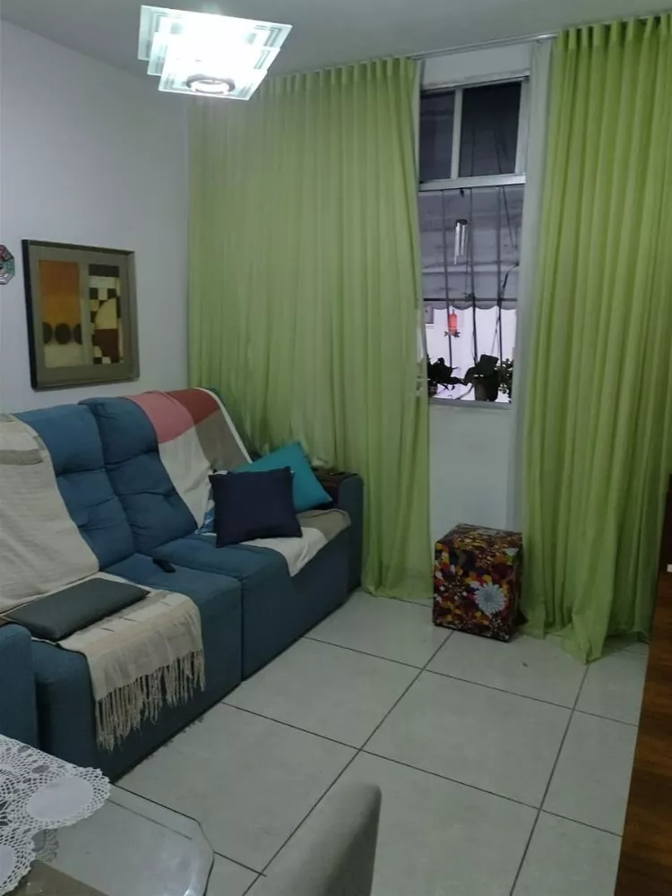 Apartamento à venda com 2 quartos, 70m² - Foto 4