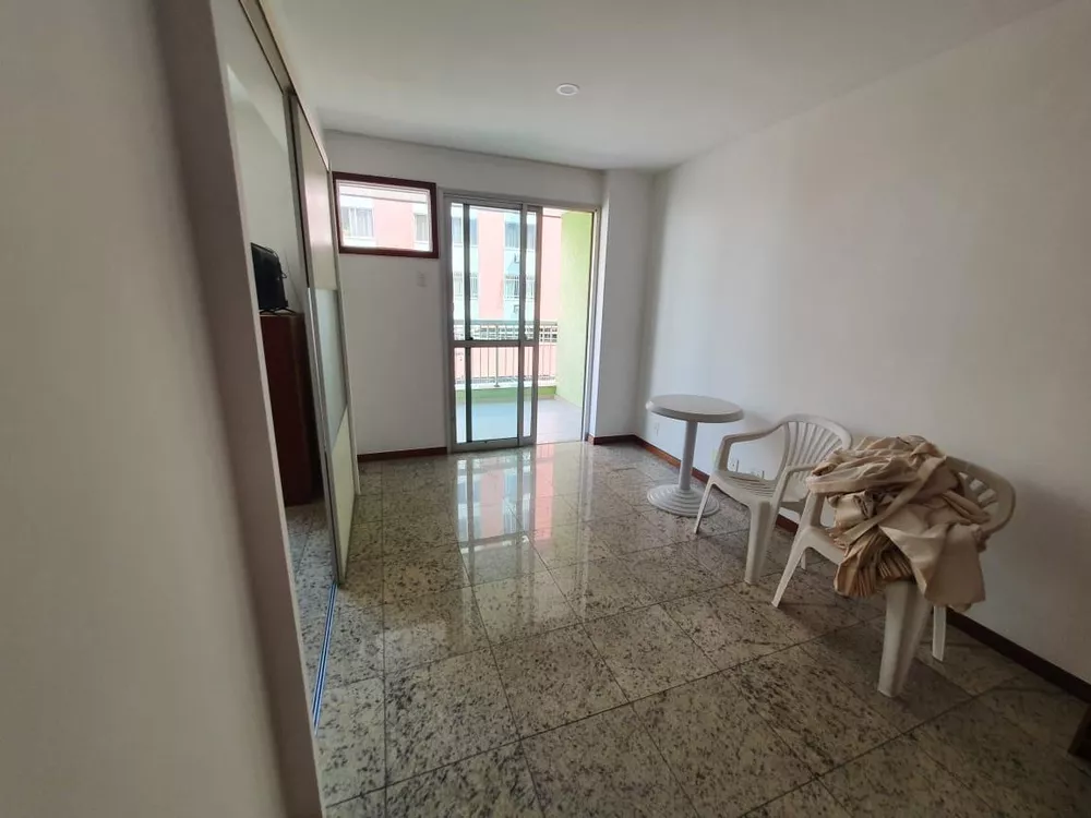 Apartamento à venda com 1 quarto, 45m² - Foto 4