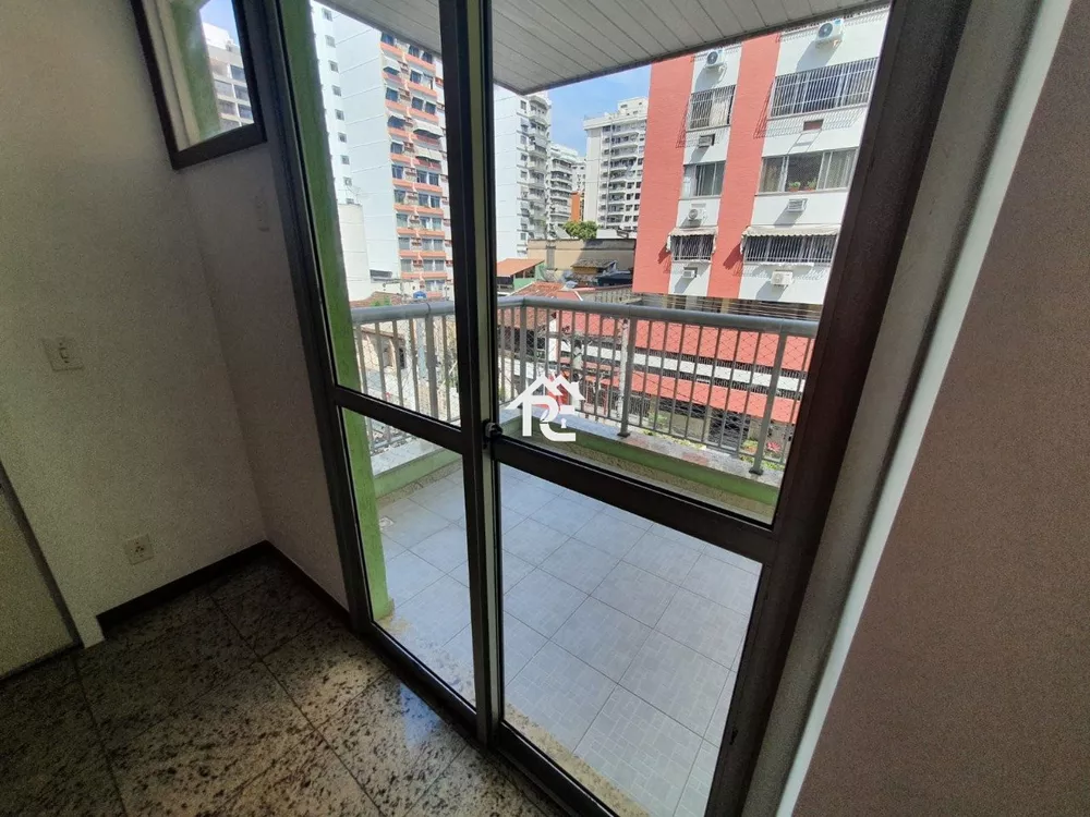 Apartamento à venda com 1 quarto, 45m² - Foto 1