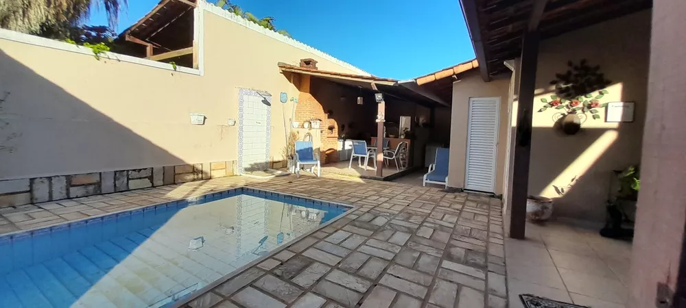 Casa, 5 quartos, 297 m² - Foto 1