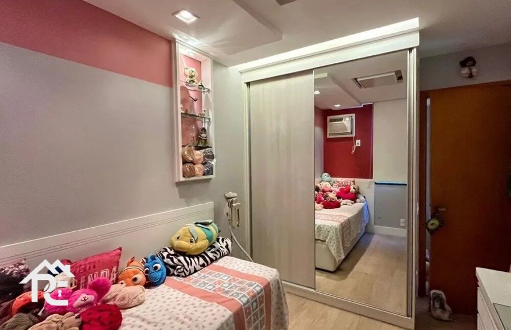 Apartamento à venda com 3 quartos, 140m² - Foto 4
