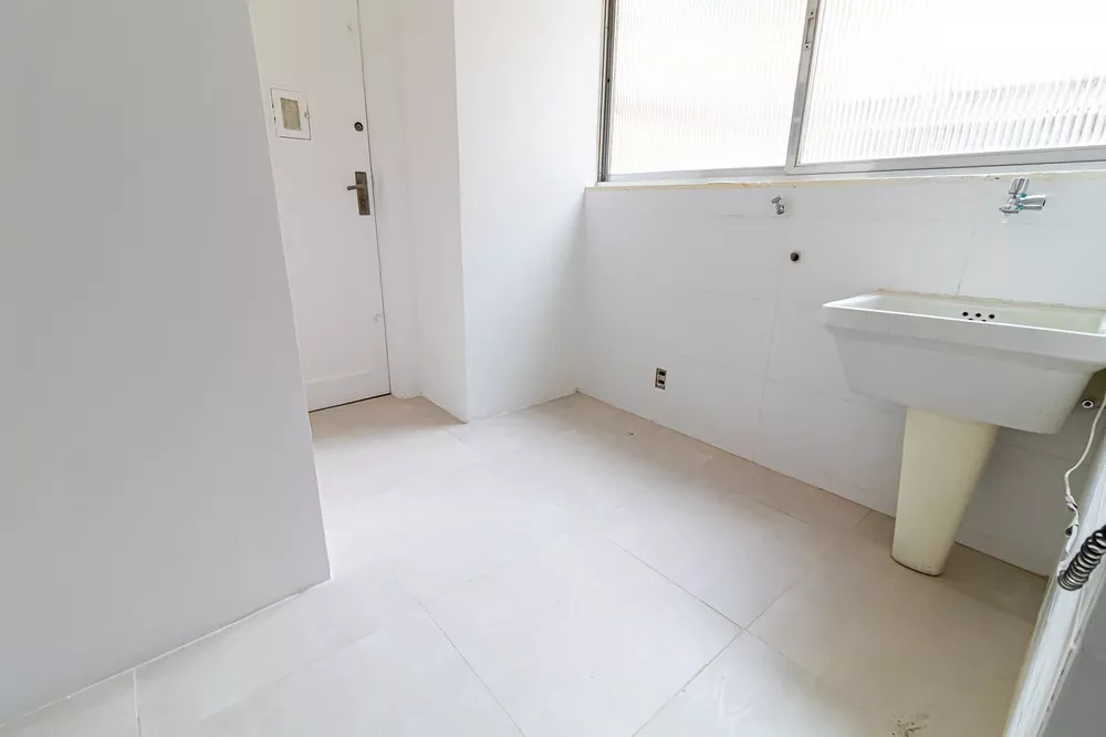 Apartamento à venda com 3 quartos, 90m² - Foto 15