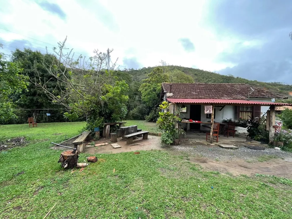 Casa, 6 quartos, 300 m² - Foto 1