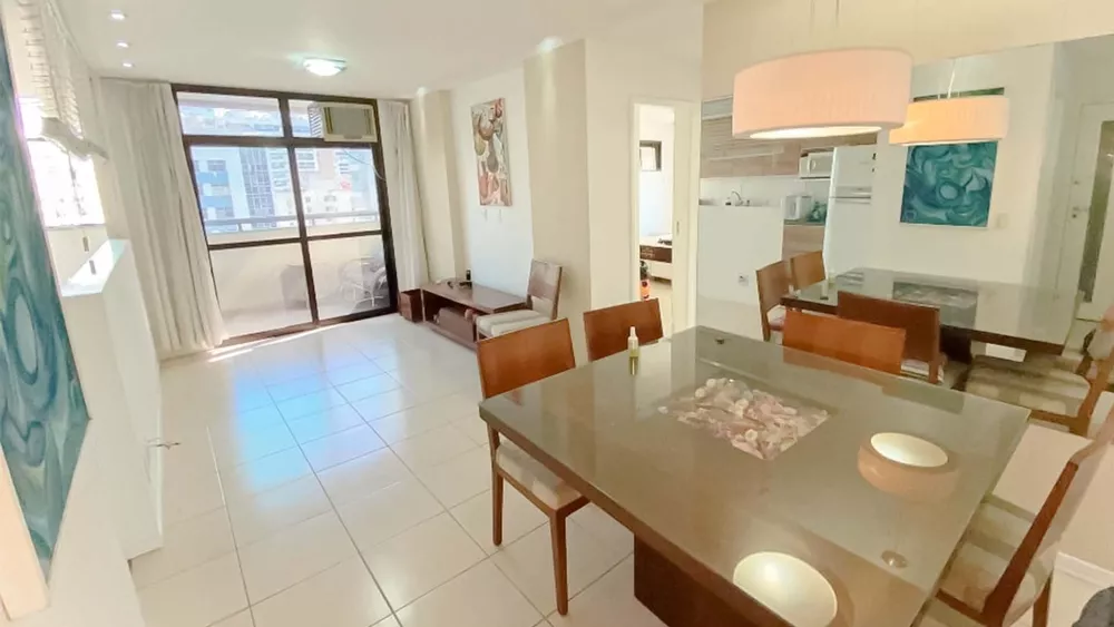 Apartamento à venda com 2 quartos, 75m² - Foto 1