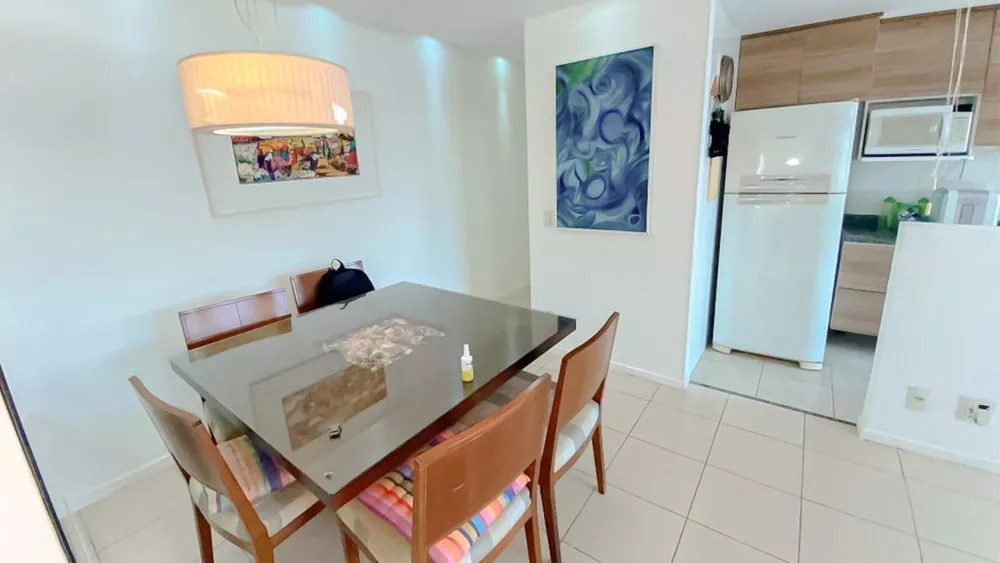 Apartamento à venda com 2 quartos, 75m² - Foto 3