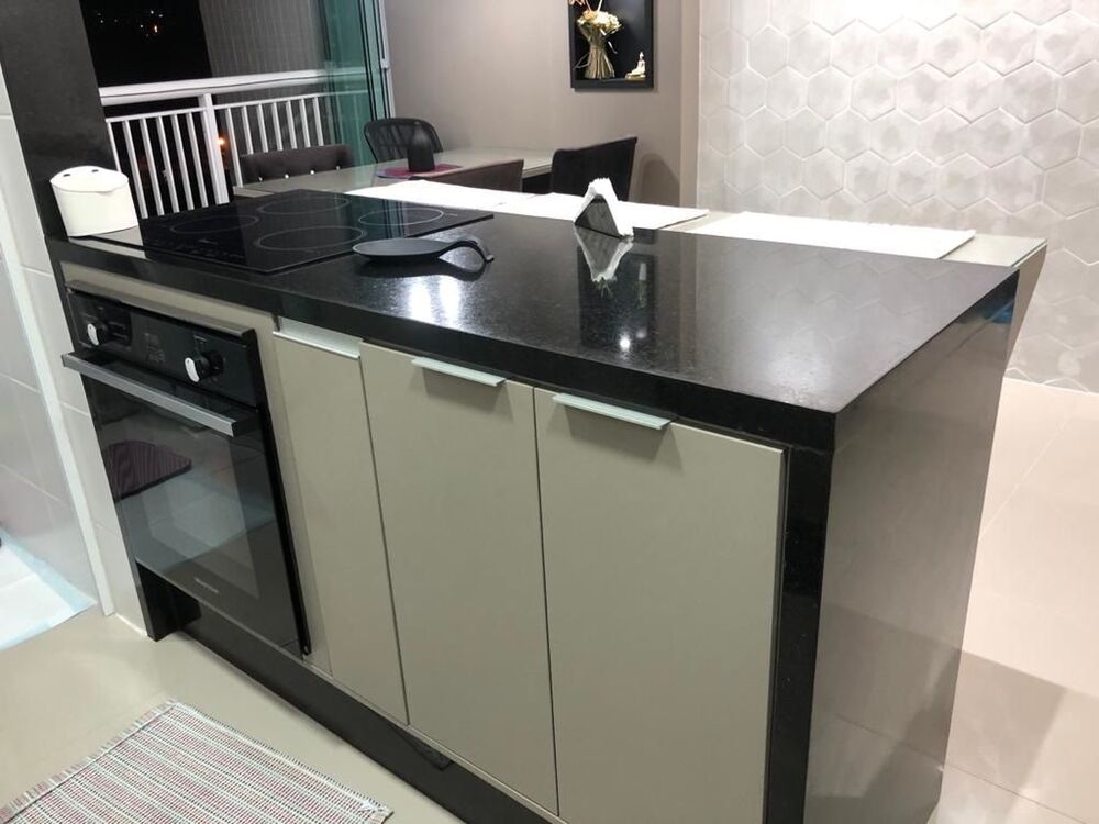 Apartamento à venda com 2 quartos, 77m² - Foto 4