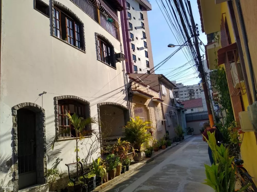 Casa à venda com 5 quartos, 540m² - Foto 1