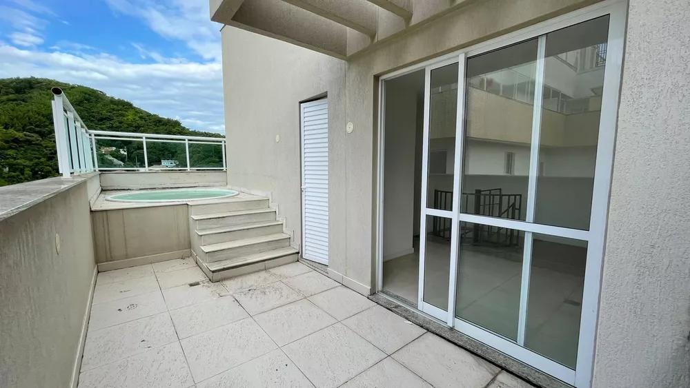 Cobertura à venda com 3 quartos, 146m² - Foto 1