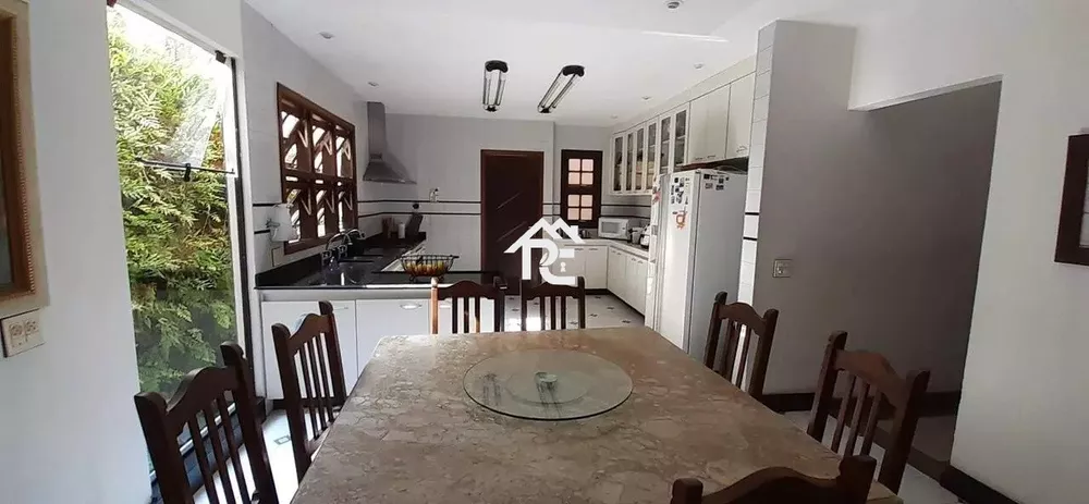 Casa, 3 quartos, 335 m² - Foto 8