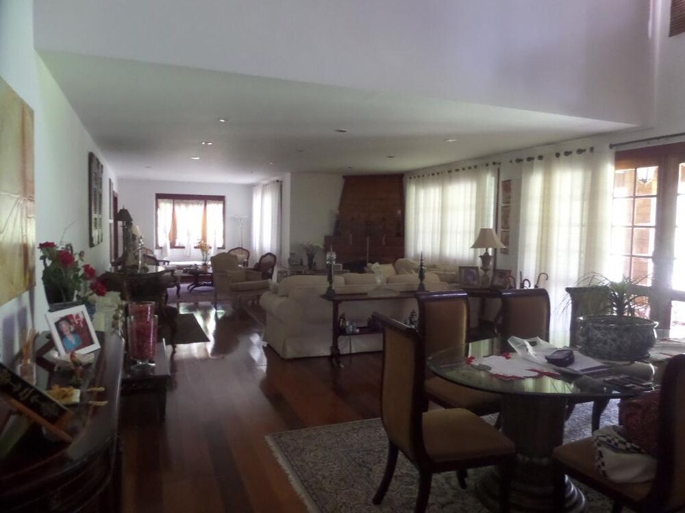 Casa de Condomínio à venda com 4 quartos, 800m² - Foto 1