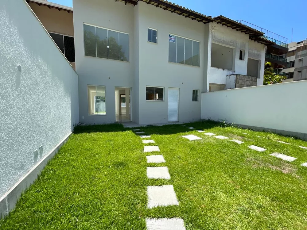 Casa à venda com 4 quartos, 200m² - Foto 1