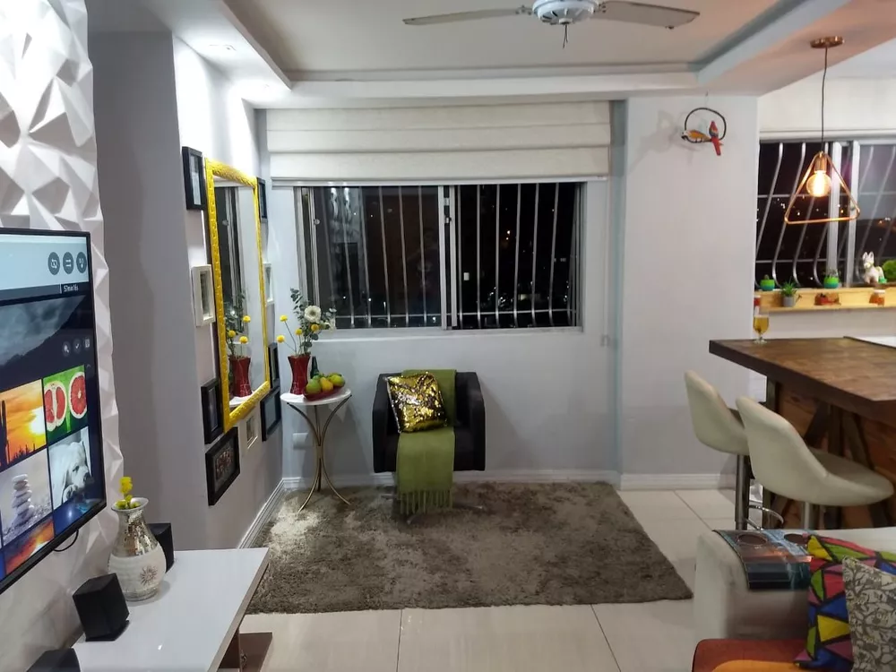 Apartamento à venda com 2 quartos, 55m² - Foto 3