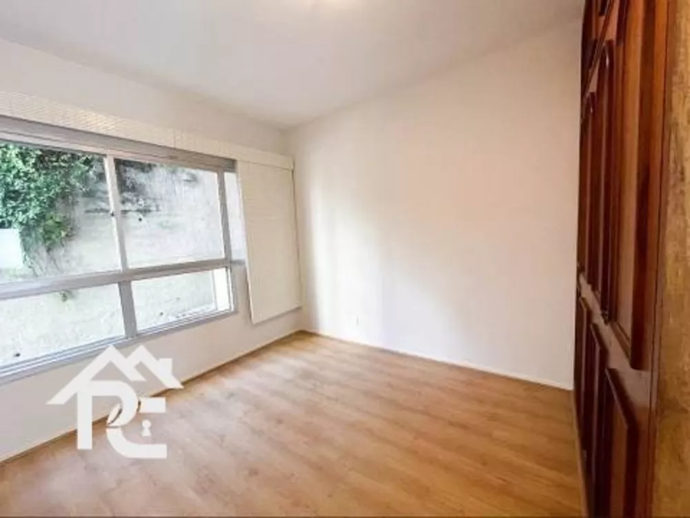 Apartamento à venda com 4 quartos, 148m² - Foto 4