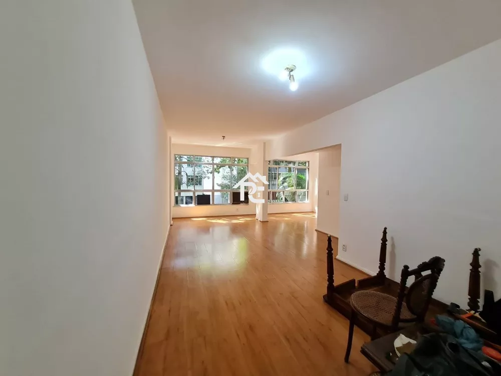 Apartamento à venda com 3 quartos, 108m² - Foto 1