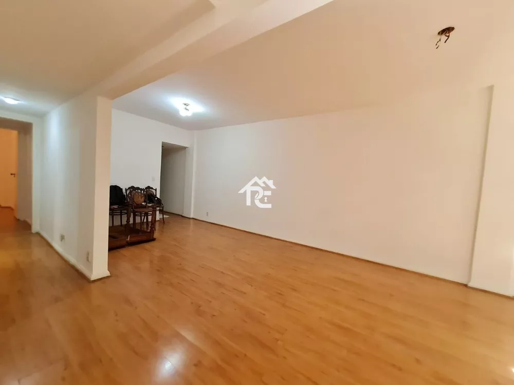 Apartamento à venda com 3 quartos, 108m² - Foto 4