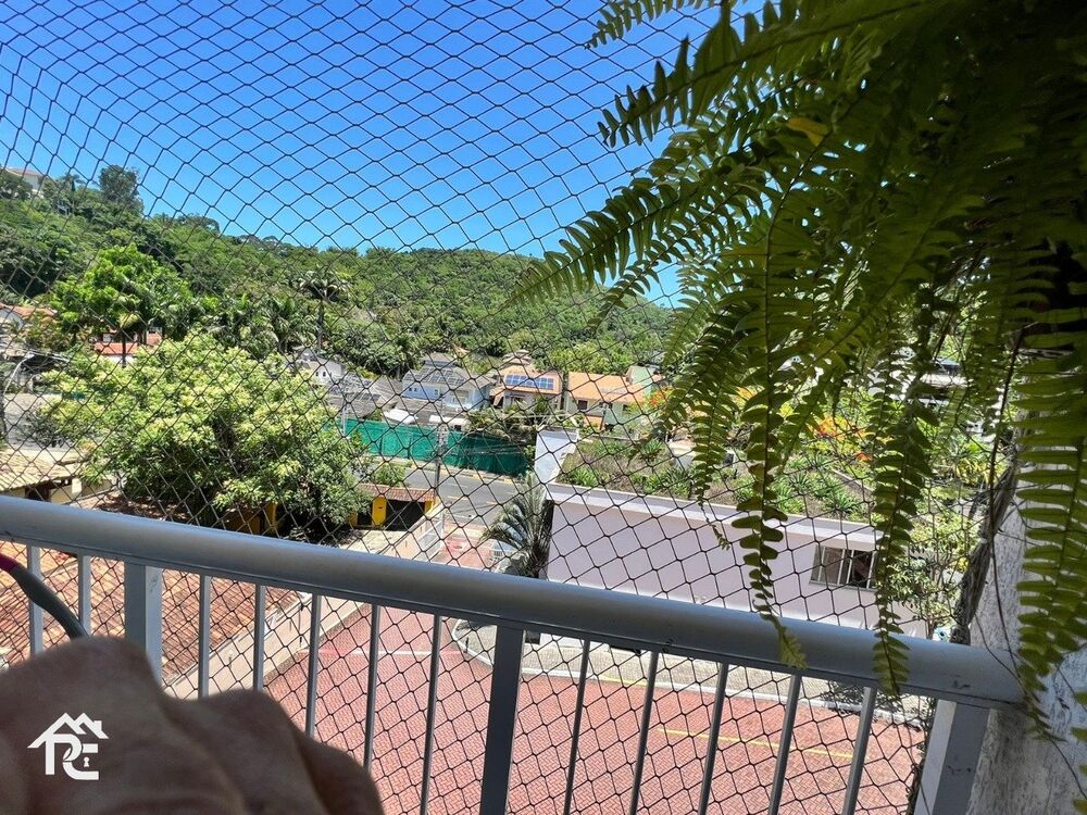 Apartamento à venda com 2 quartos, 66m² - Foto 2