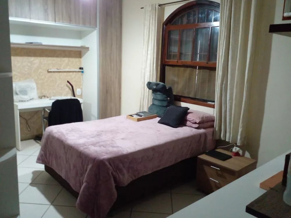 Casa, 4 quartos, 190 m² - Foto 21