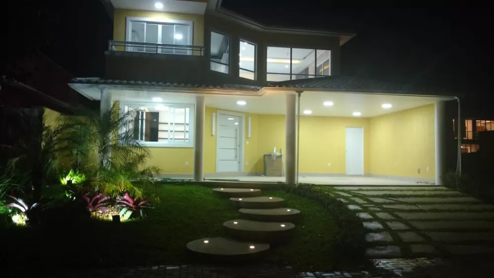 Casa de Condomínio à venda com 3 quartos, 183m² - Foto 3