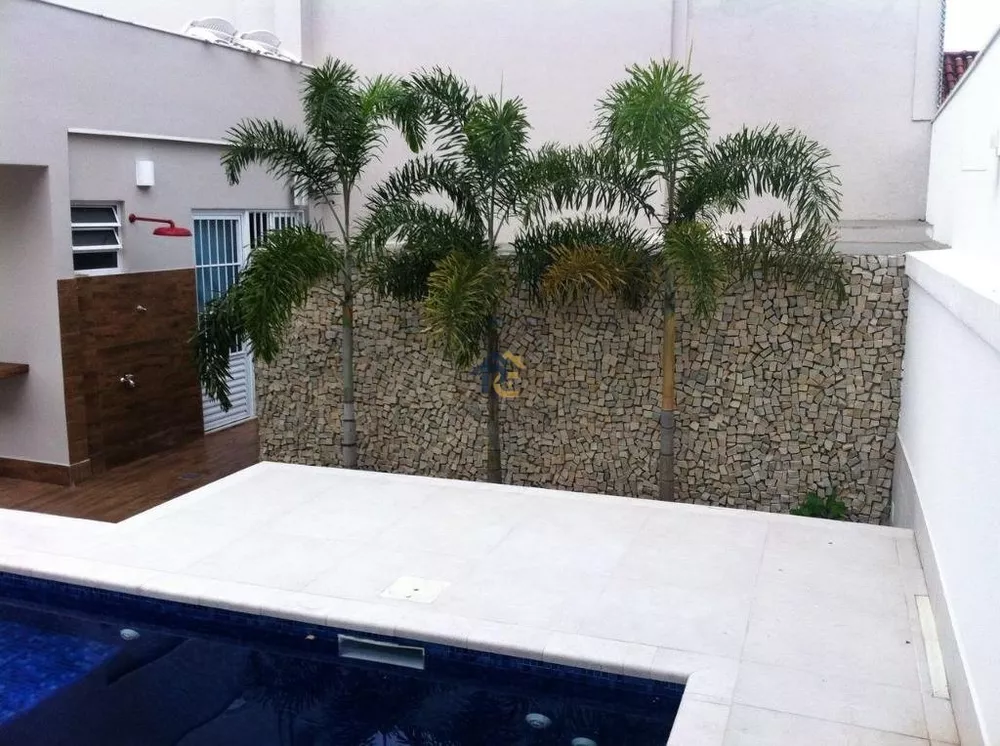 Casa, 4 quartos, 351 m² - Foto 2