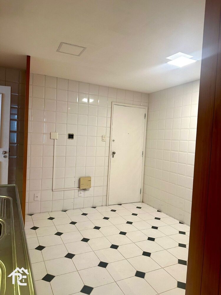 Apartamento, 3 quartos, 121 m² - Foto 2