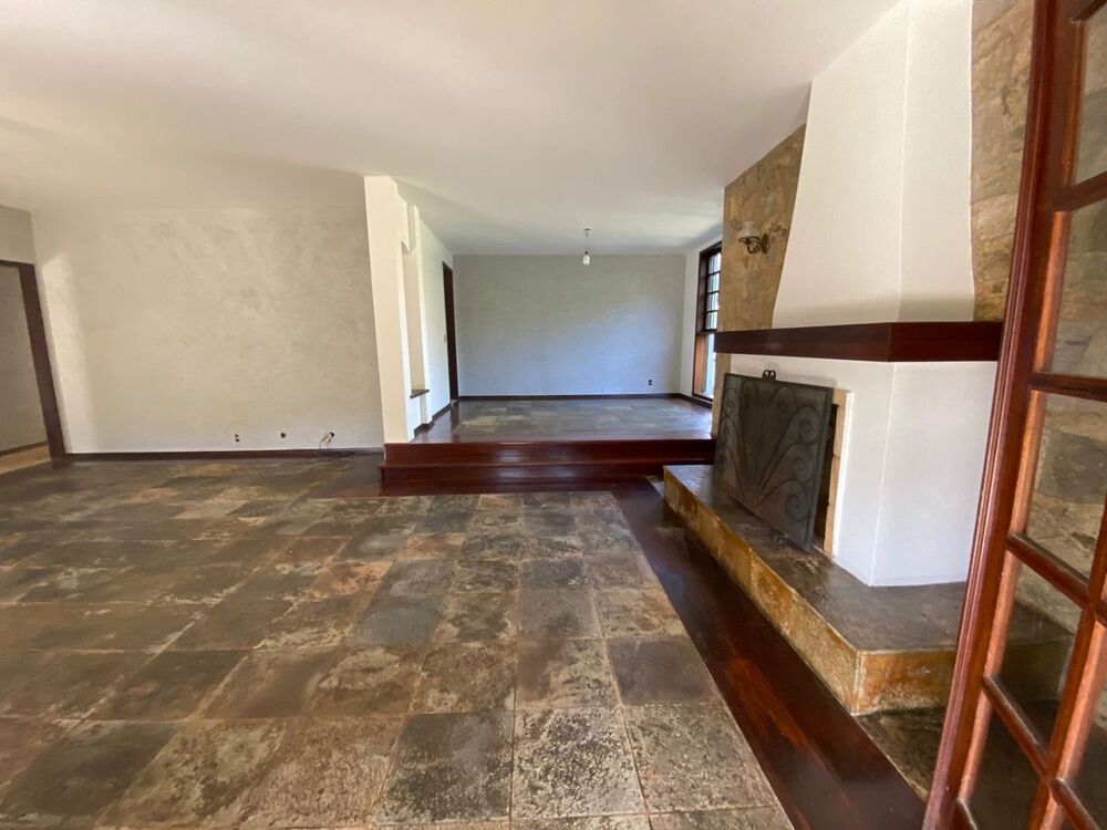 Casa à venda com 3 quartos, 165m² - Foto 2