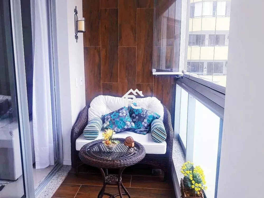 Apartamento à venda com 3 quartos, 120m² - Foto 7