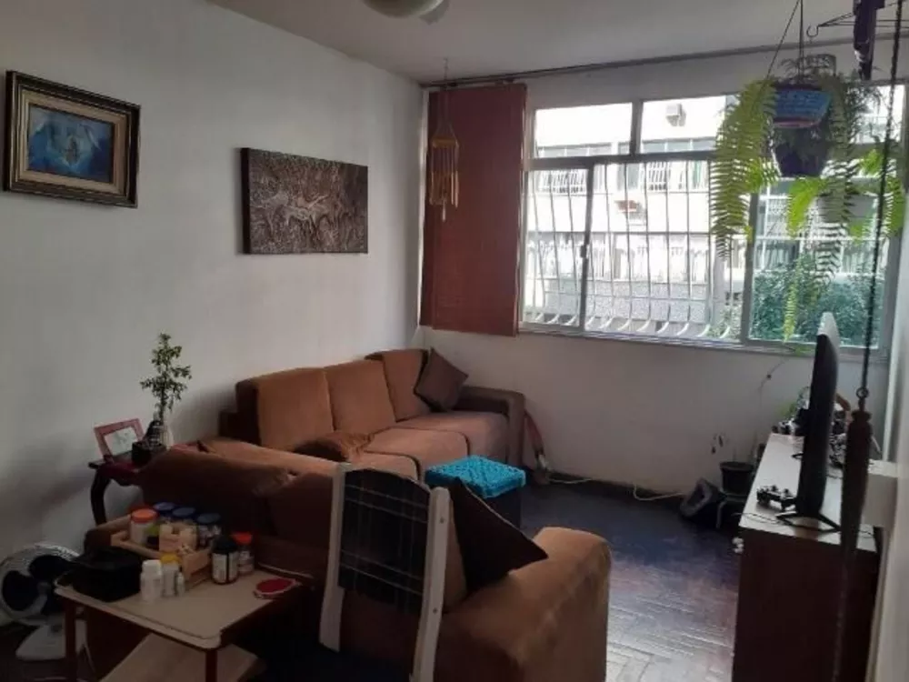 Apartamento à venda com 3 quartos, 105m² - Foto 4