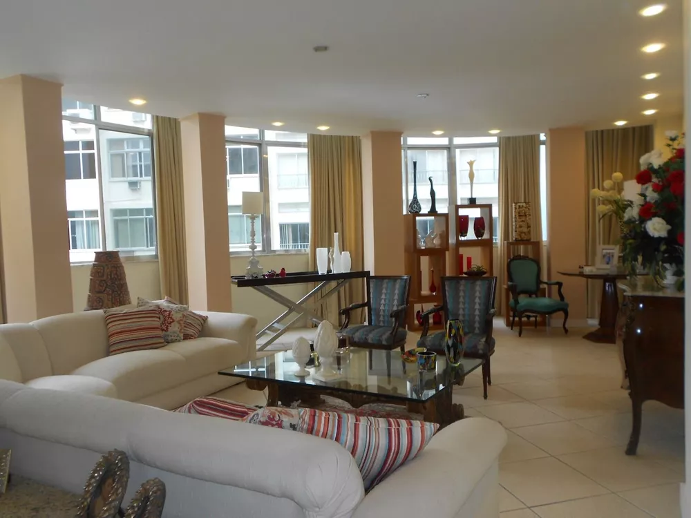 Apartamento, 3 quartos, 247 m² - Foto 1