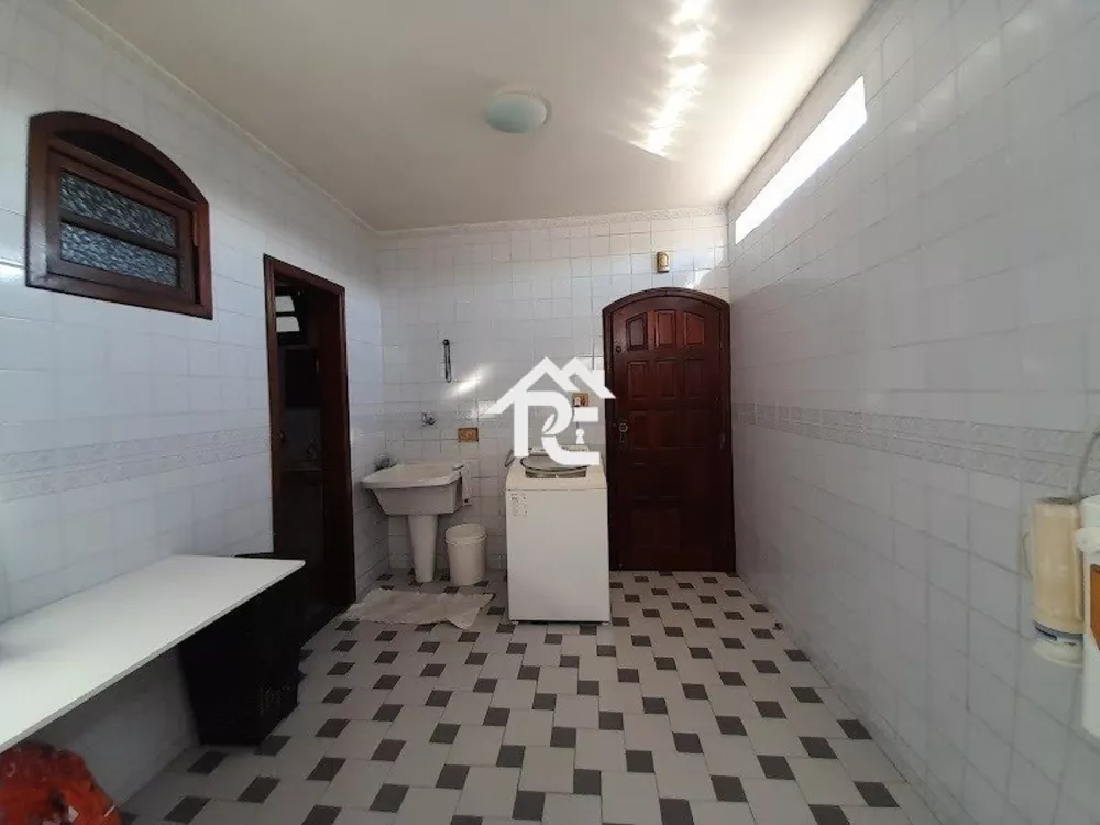 Casa, 4 quartos, 274 m² - Foto 35