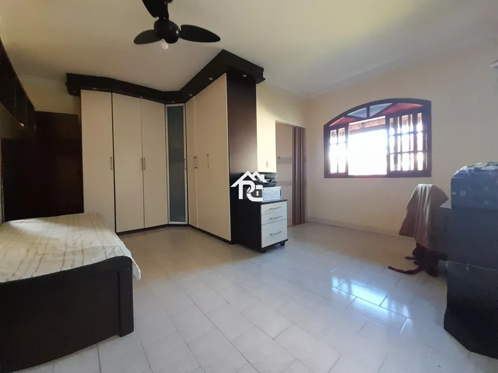 Casa, 4 quartos, 274 m² - Foto 24