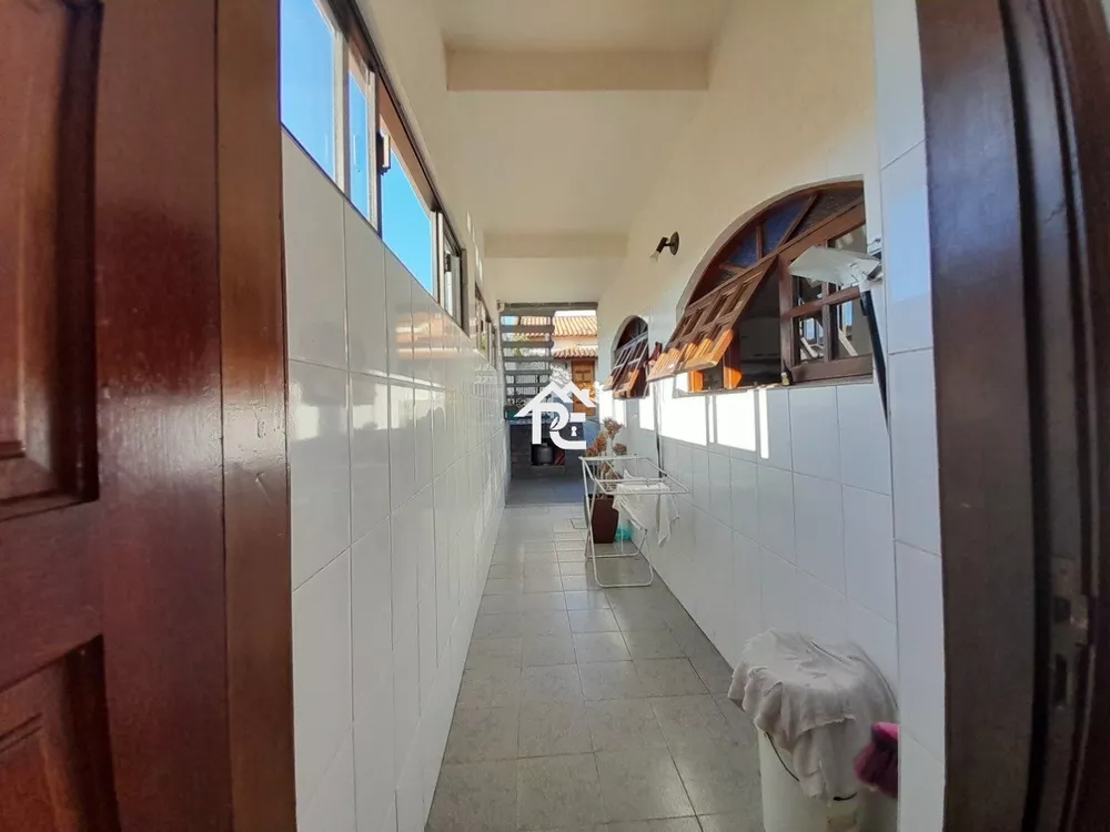 Casa, 4 quartos, 274 m² - Foto 33