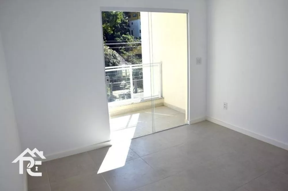 Casa, 3 quartos, 243 m² - Foto 3