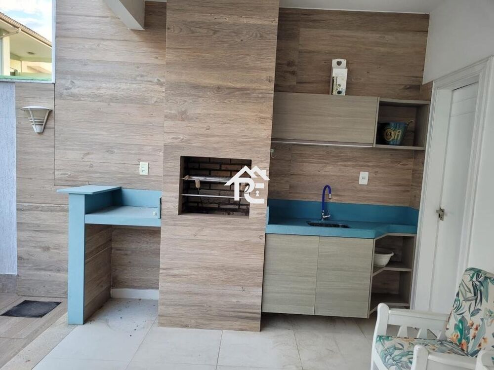Casa, 4 quartos, 257 m² - Foto 1