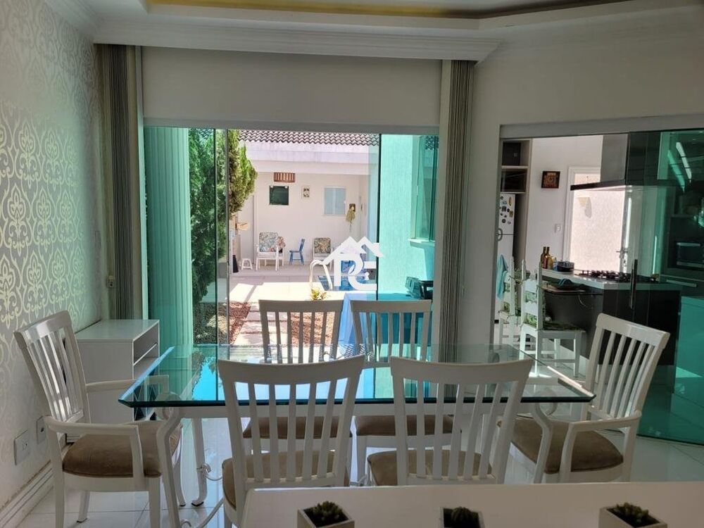 Casa, 4 quartos, 257 m² - Foto 3