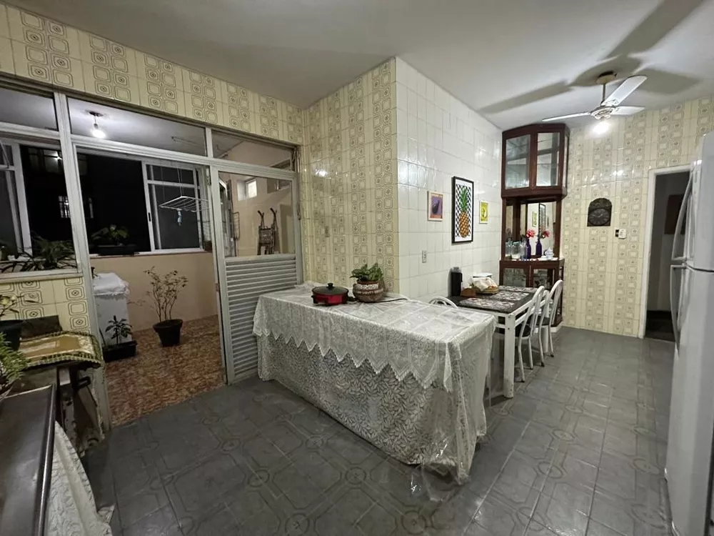 Apartamento, 4 quartos, 250 m² - Foto 1