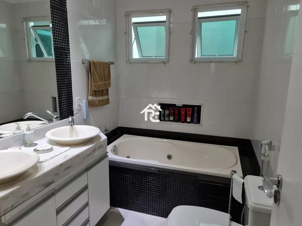 Casa, 3 quartos, 210 m² - Foto 13