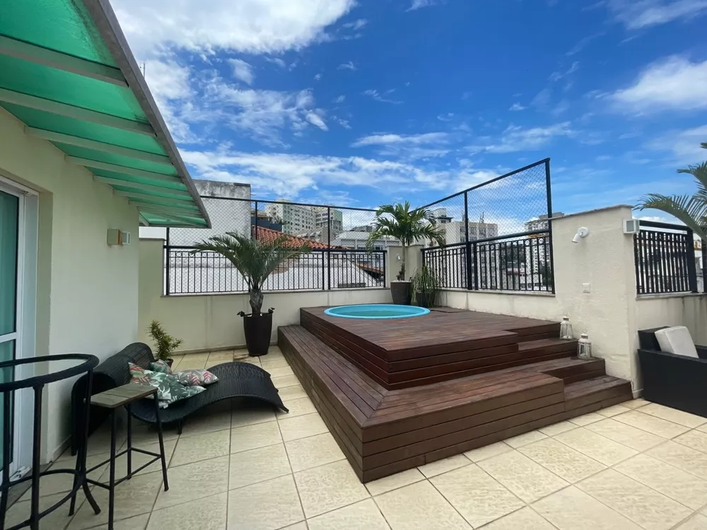 Cobertura, 3 quartos, 216 m² - Foto 1