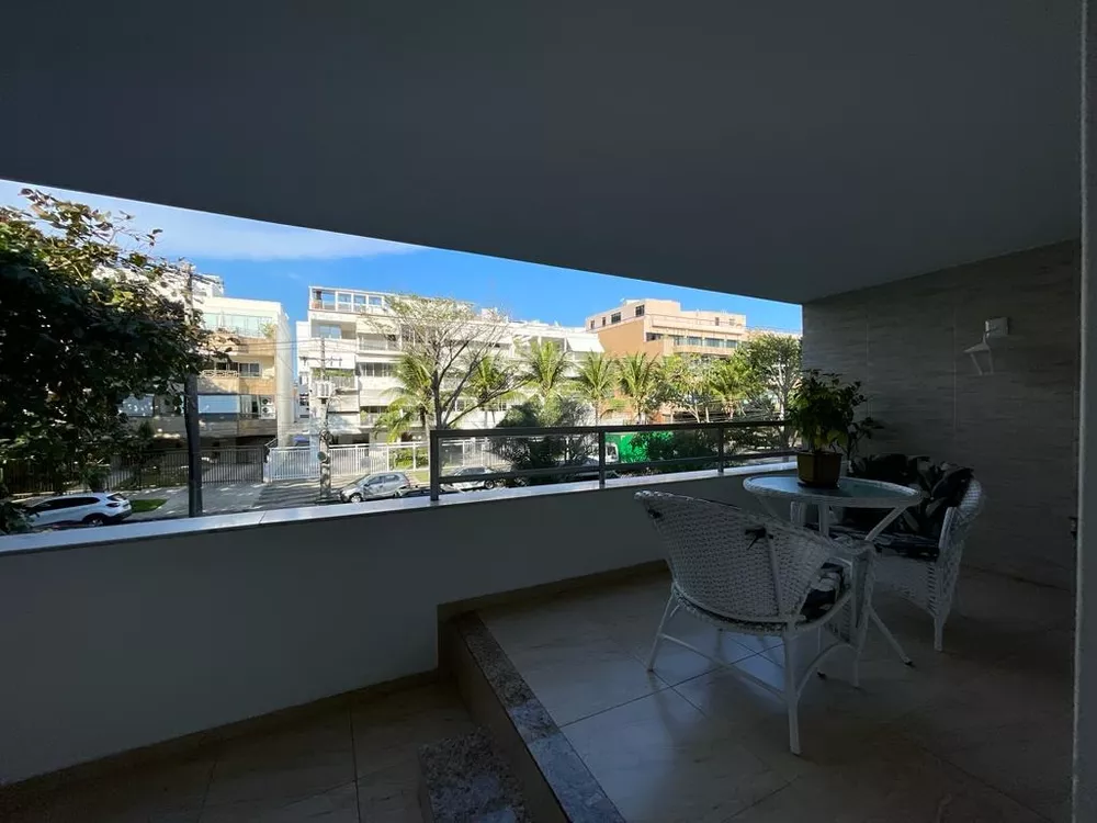 Apartamento à venda com 3 quartos, 151m² - Foto 3