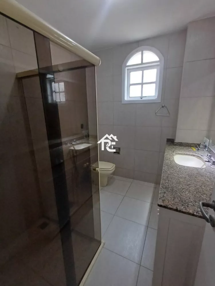 Casa, 4 quartos, 240 m² - Foto 4