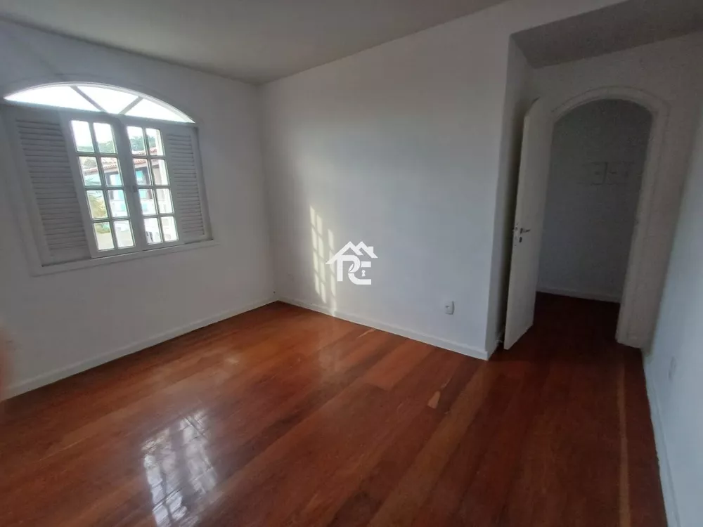 Casa, 4 quartos, 240 m² - Foto 27