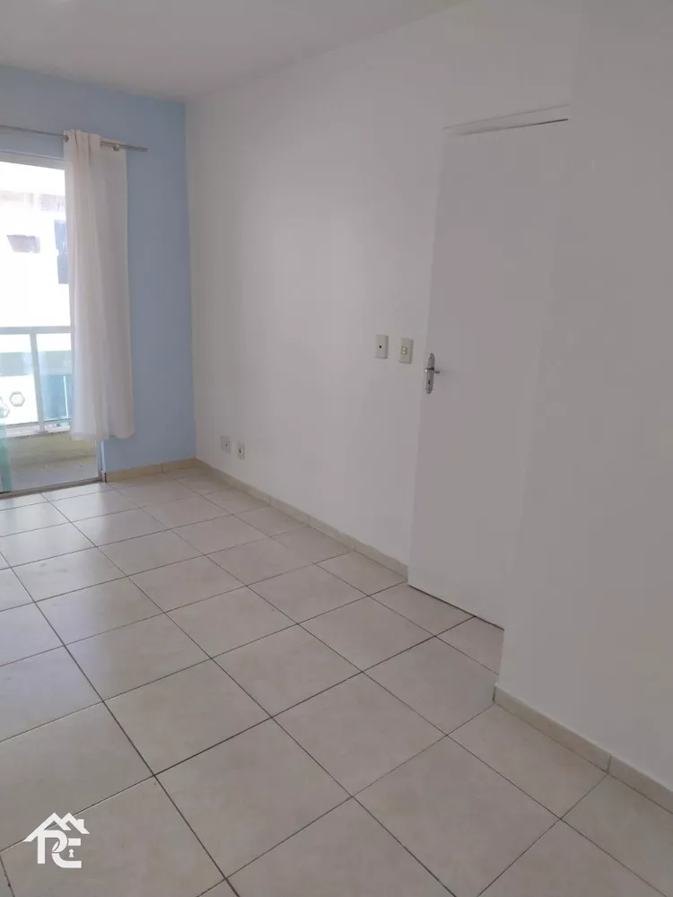 Apartamento à venda com 3 quartos, 73m² - Foto 3