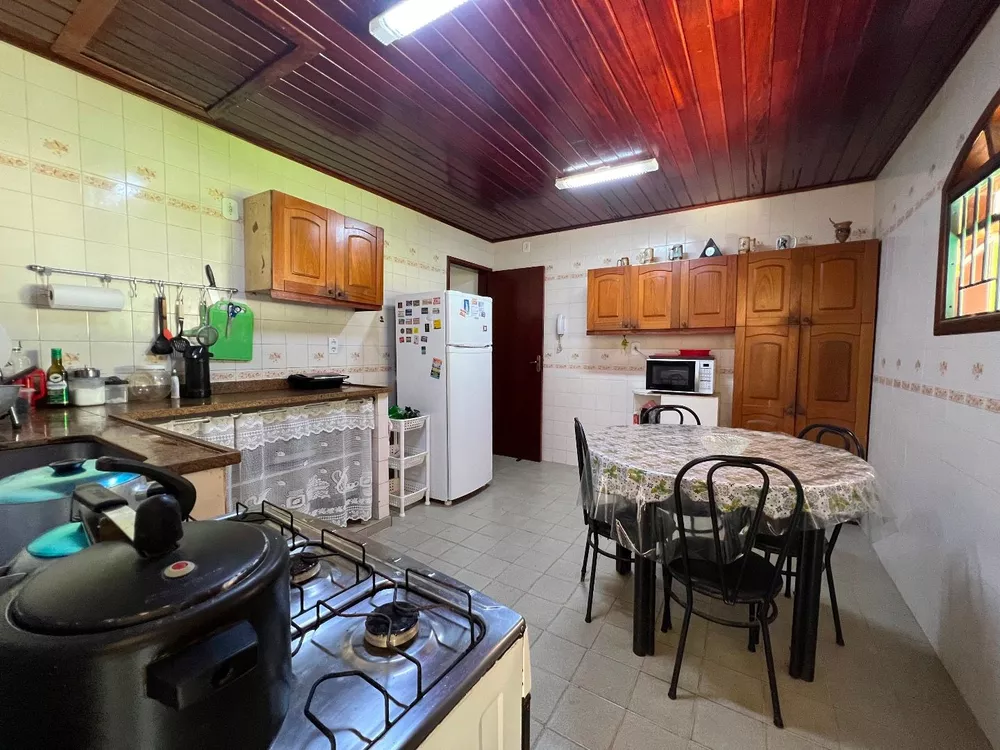 Casa, 3 quartos, 220 m² - Foto 27