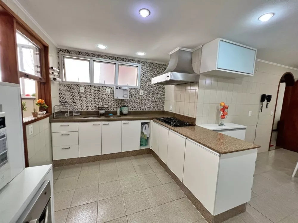 Apartamento, 4 quartos, 185 m² - Foto 2