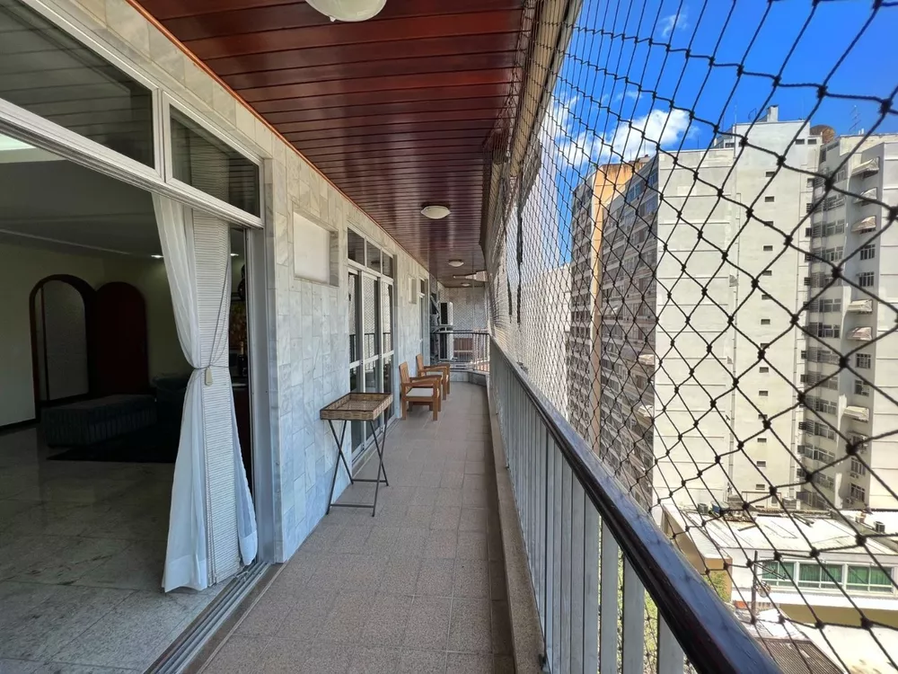 Apartamento à venda com 4 quartos, 185m² - Foto 2