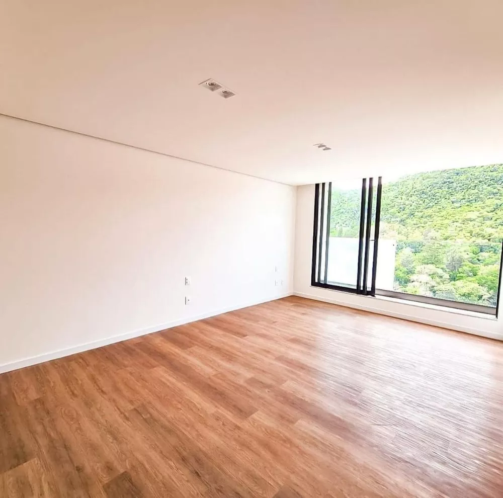 Casa de Condomínio à venda com 3 quartos, 487m² - Foto 4