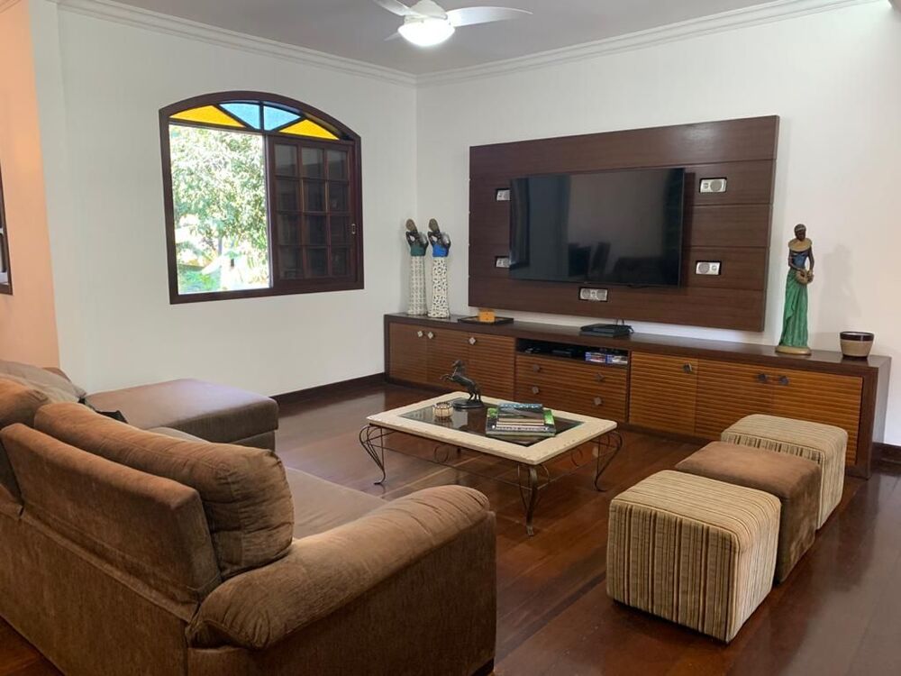 Casa, 6 quartos, 408 m² - Foto 1